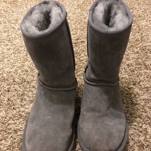 short grey uggs